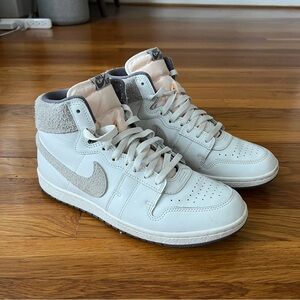 Nike Air Ship Tech Grey